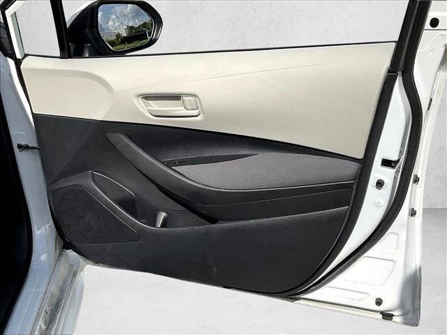 Used 2023 Toyota Corolla LE FWD image 18
