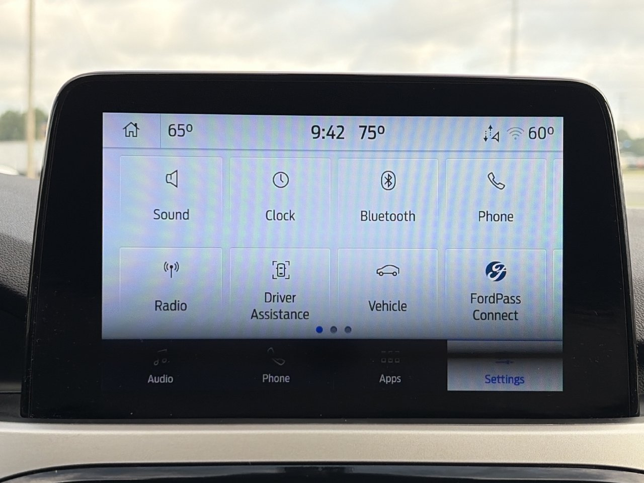 Used 2022 Ford Escape SE FWD image 3