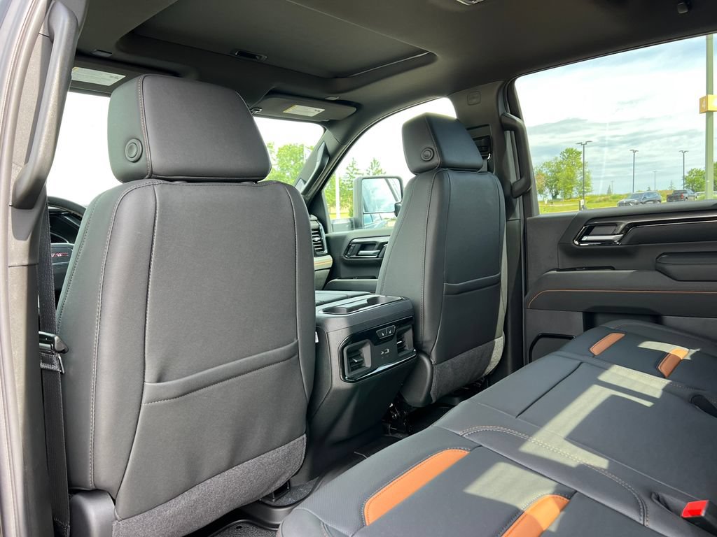 New 2026 GMC Sierra 2500 AT4 w/ AT4 Premium Plus Package AWD/4WD image 48