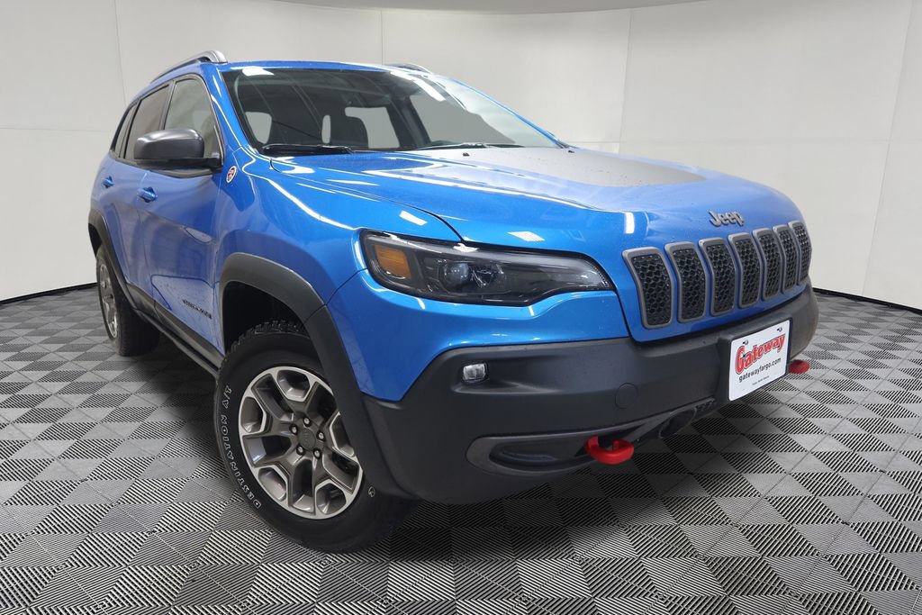Used 2021 Jeep Cherokee Trailhawk w/ Premium Leather Package AWD/4WD image 3