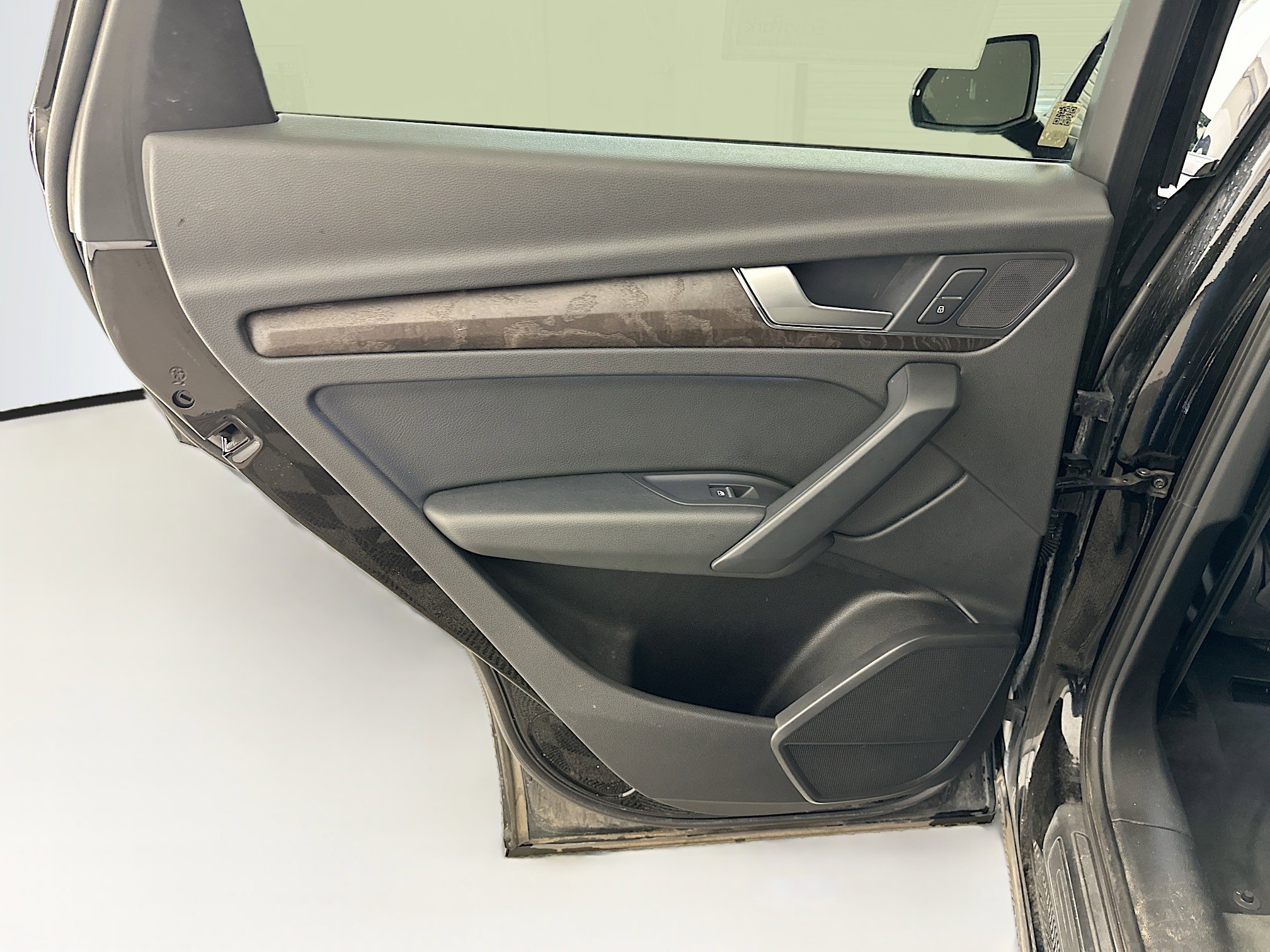 Used 2018 Audi Q5 2.0T Premium image 28