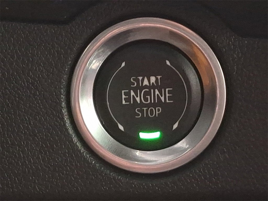 Used 2024 Chevrolet Traverse Z71 w/ Enhanced Driving Package image 24