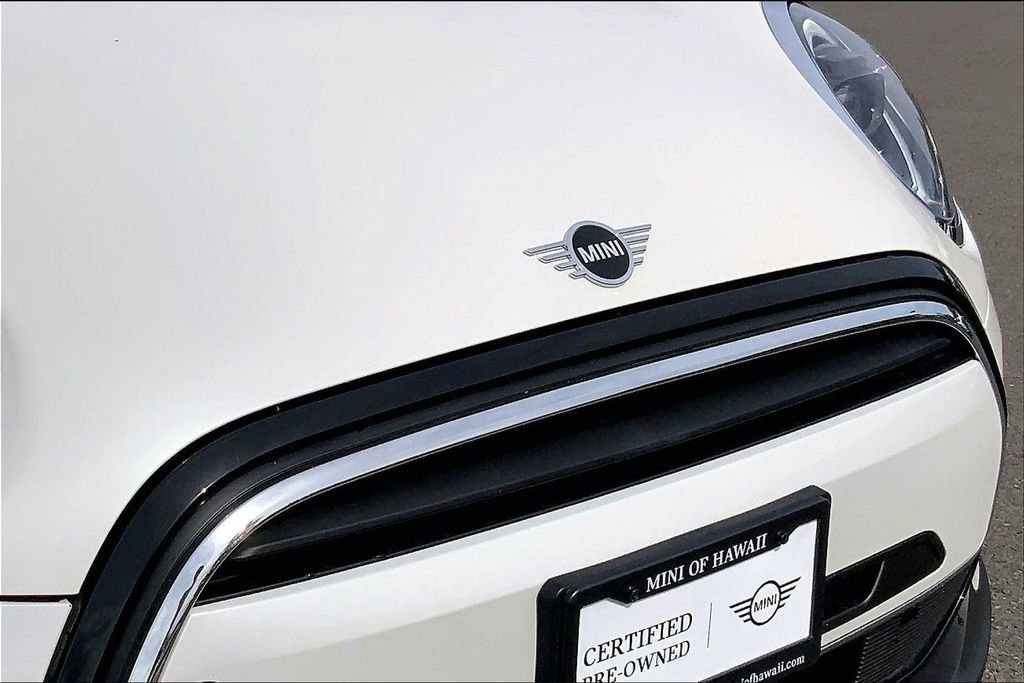 Certified 2024 MINI Cooper 4-Door Hardtop image 30