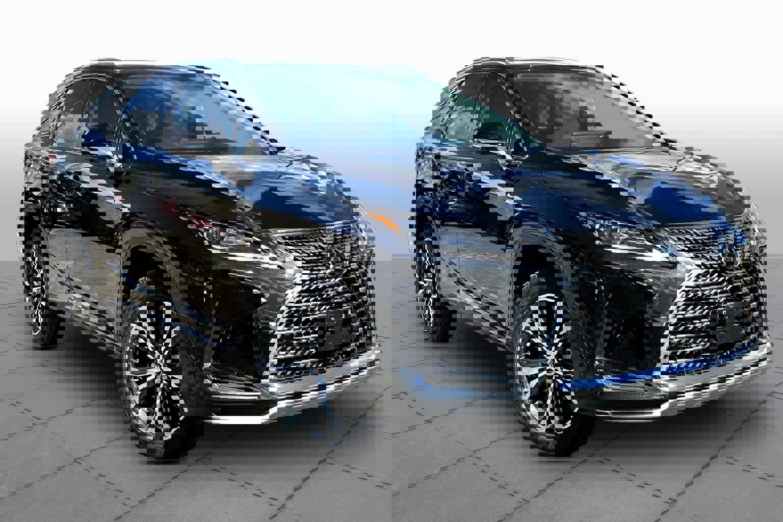 Used 2022 Lexus RX 350 FWD w/ Premium Package image 3