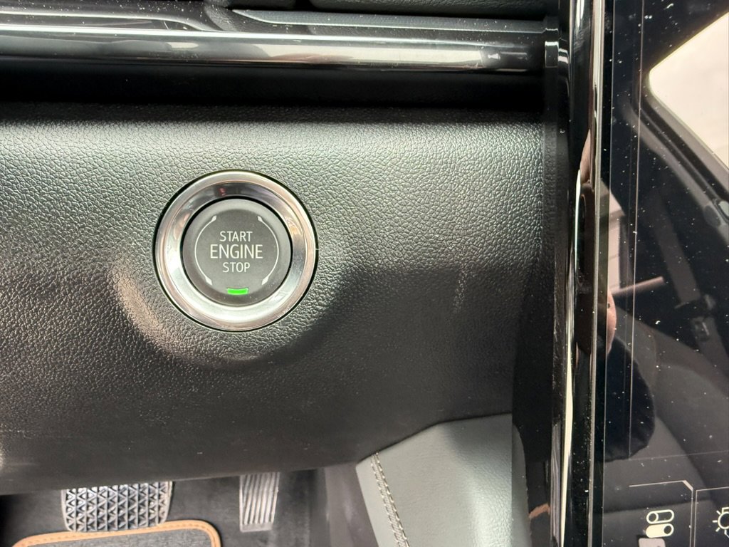 New 2026 GMC Terrain AT4 w/ Convenience Package III AWD/4WD image 18