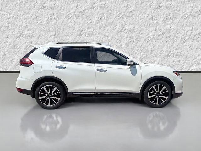 Used 2020 Nissan Rogue SL w/ Premium Package image 2