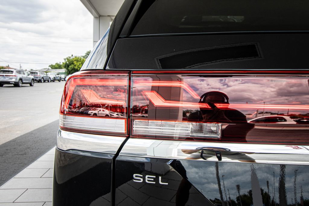 New 2026 Volkswagen Atlas SEL Premium R-Line AWD/4WD image 16