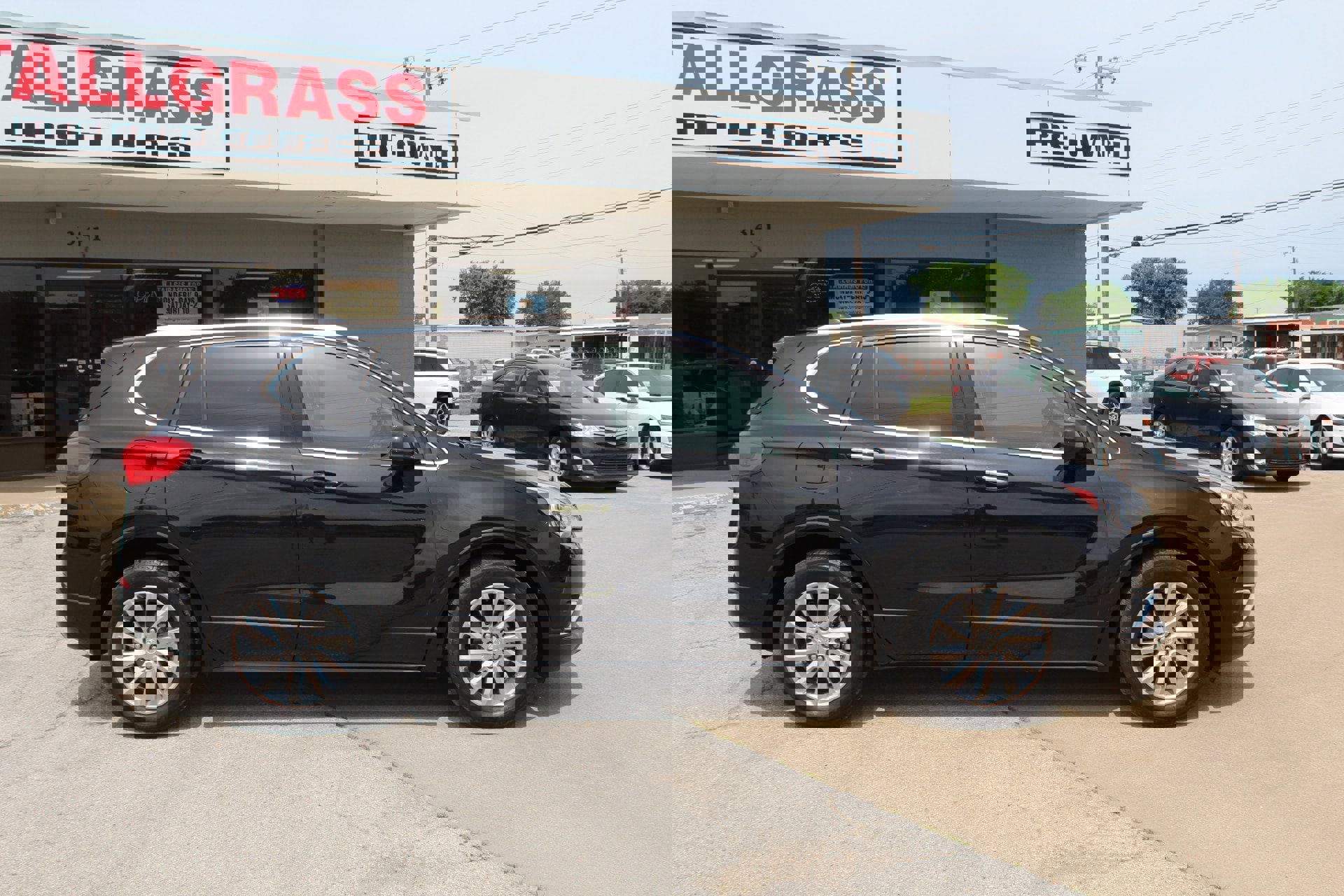 Used 2020 Buick Envision Essence image 4