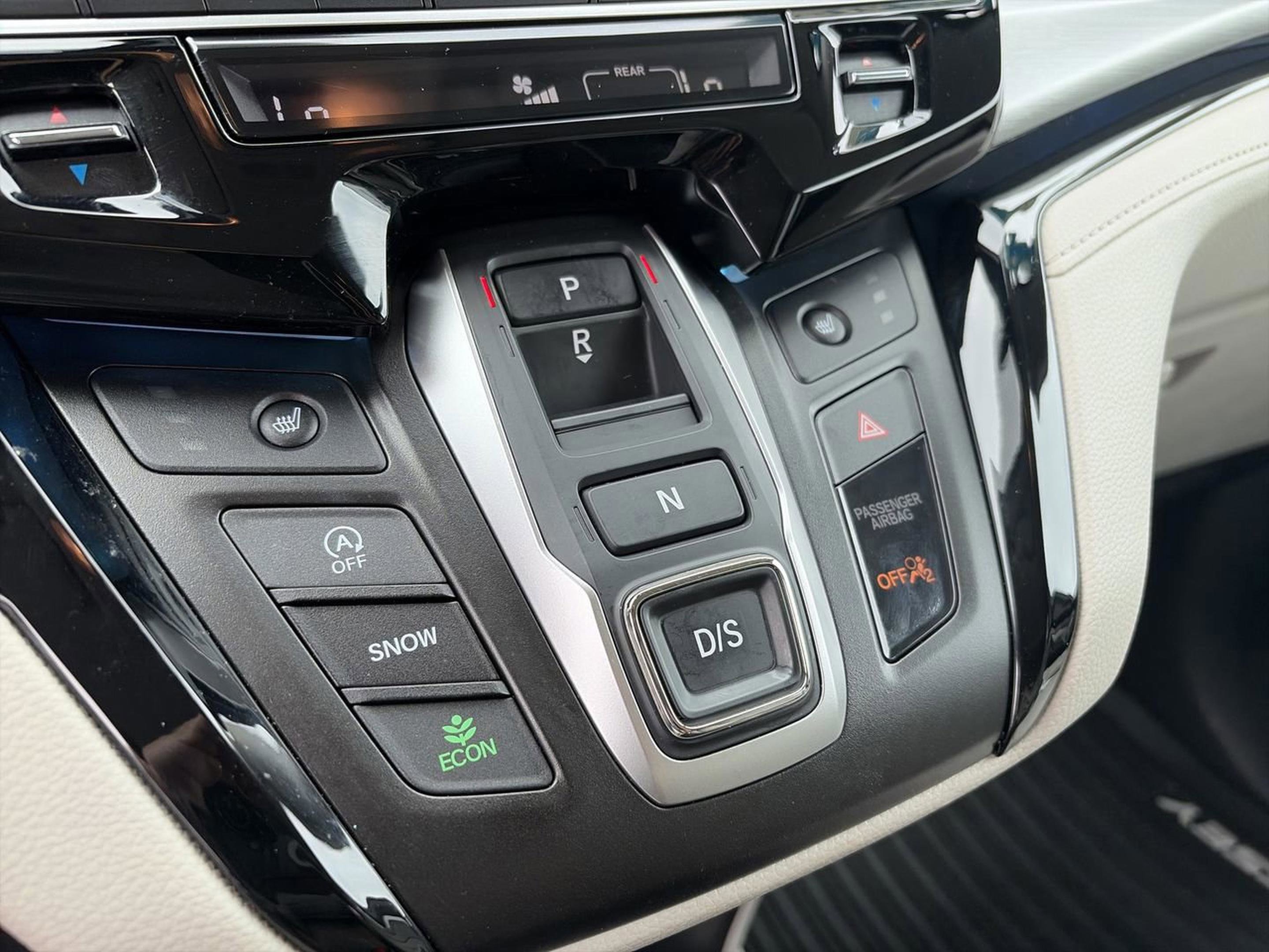 Certified 2025 Honda Odyssey Touring image 15