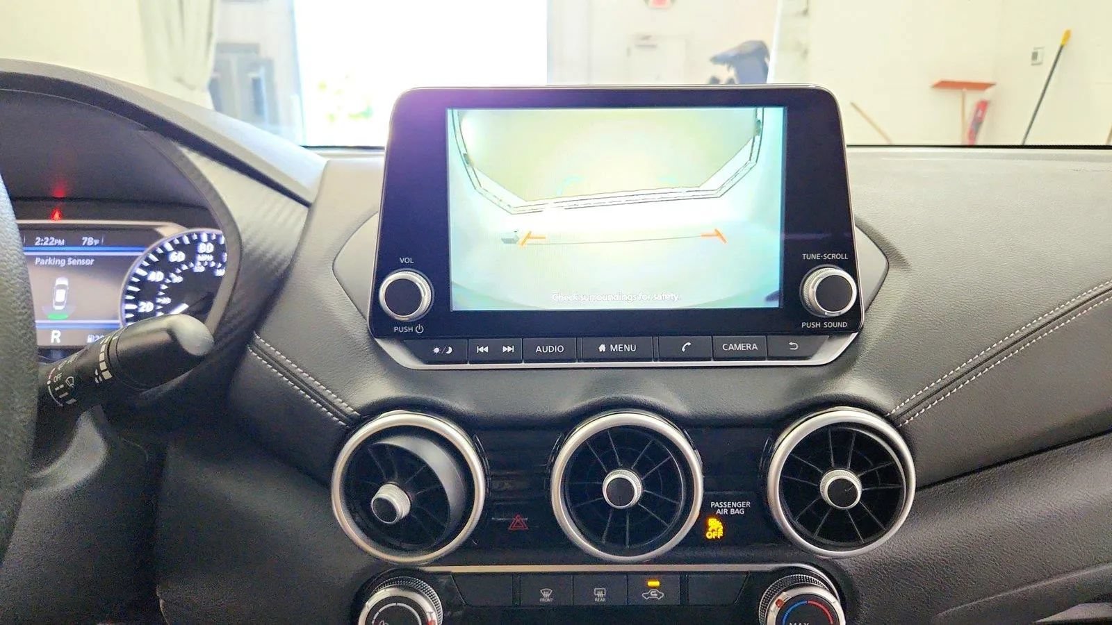 Used 2024 Nissan Sentra SV FWD image 16