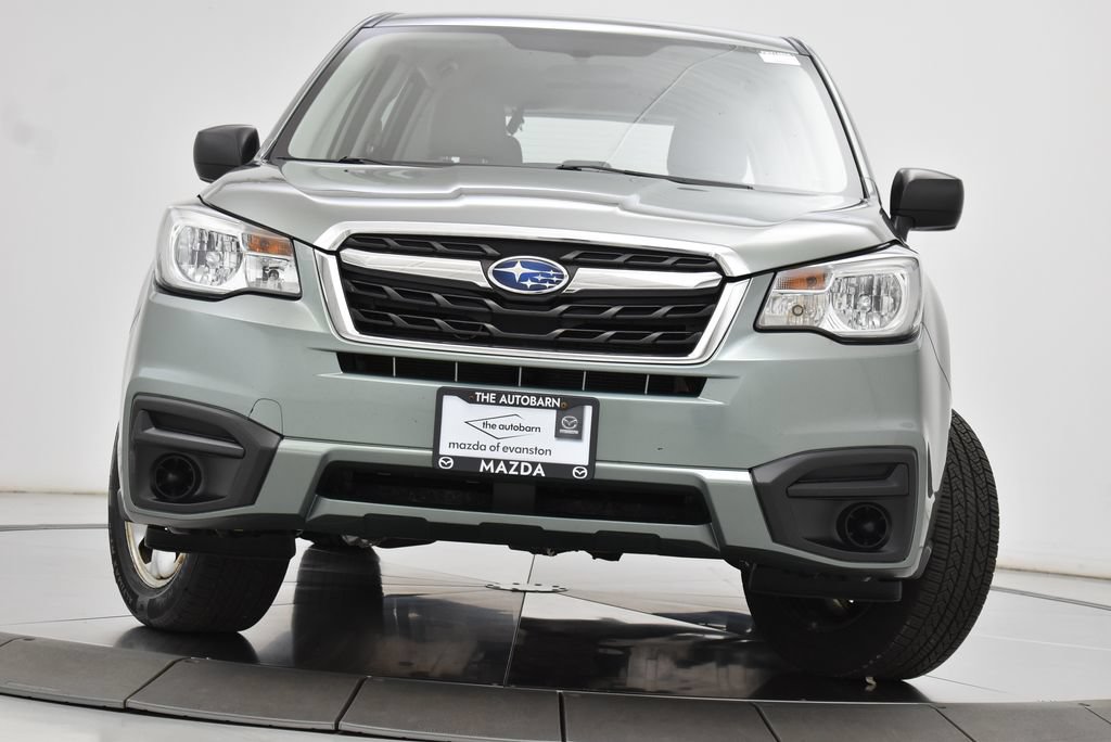 Used 2017 Subaru Forester 2.5i AWD/4WD image 5