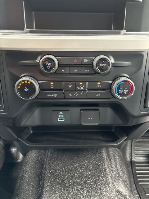 New 2026 Ford F450 XL w/ XL Chrome Package image 28