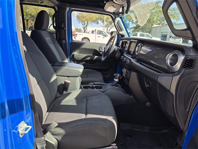 Used 2021 Jeep Wrangler Unlimited Sahara image 24