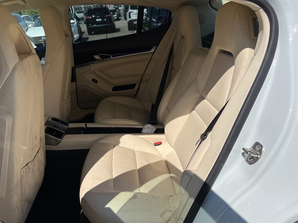 Used 2013 Porsche Panamera image 7
