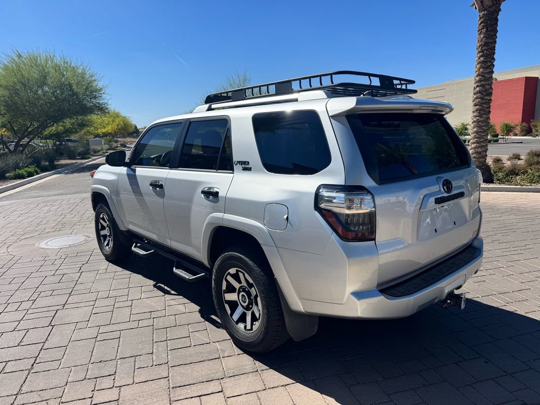 Used 2018 Toyota 4Runner SR5 image 4