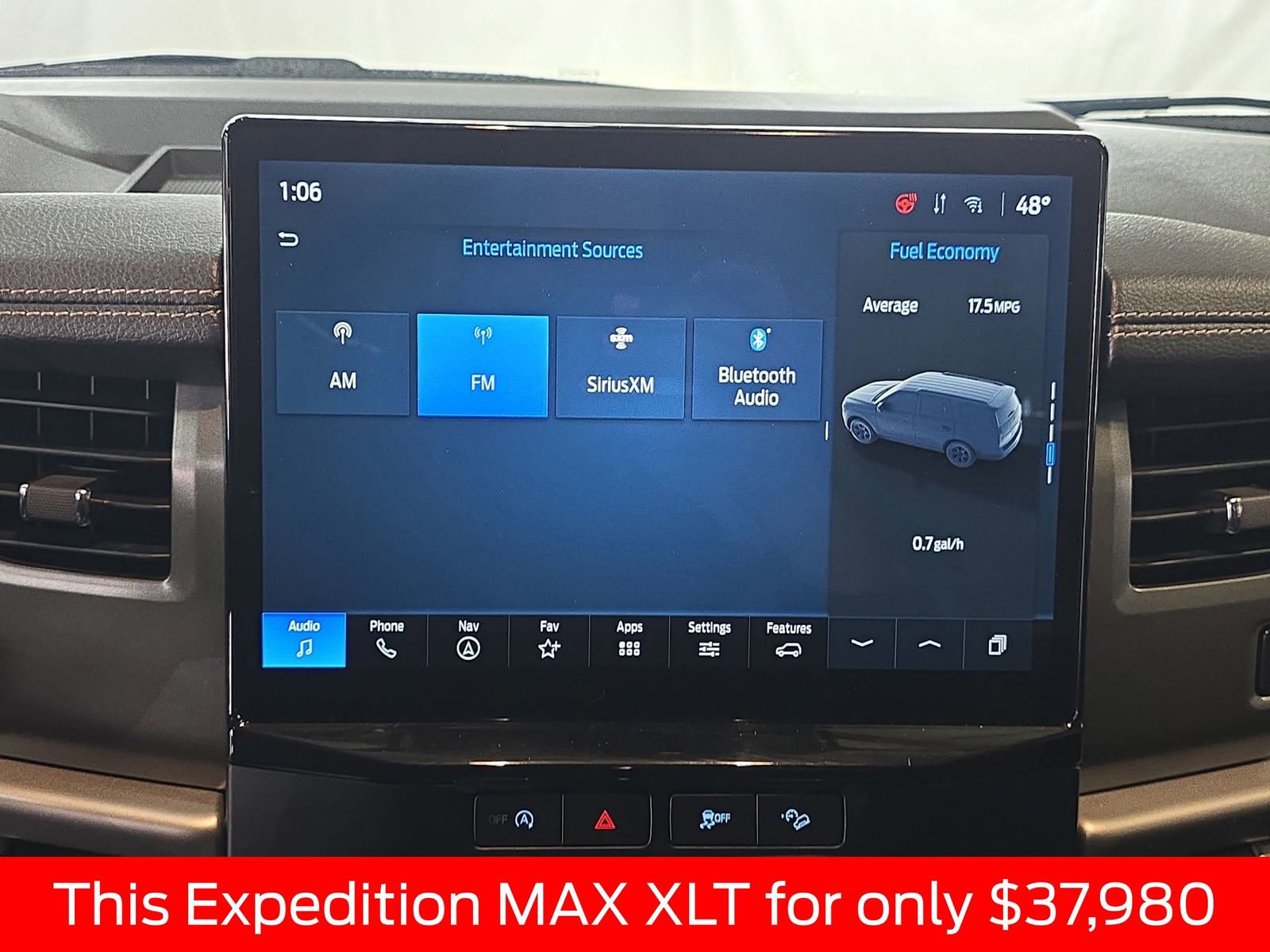 Used 2024 Ford Expedition Max XLT image 31