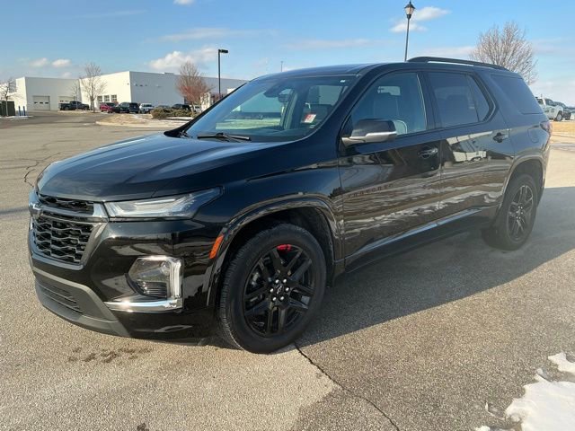 Used 2023 Chevrolet Traverse Premier w/ Redline Edition image 3