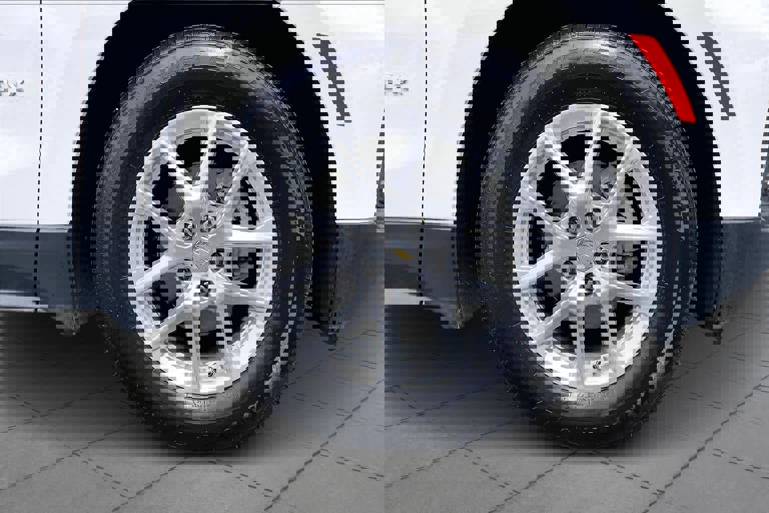 Certified 2022 Chevrolet Equinox LS w/ LS Convenience Package image 10