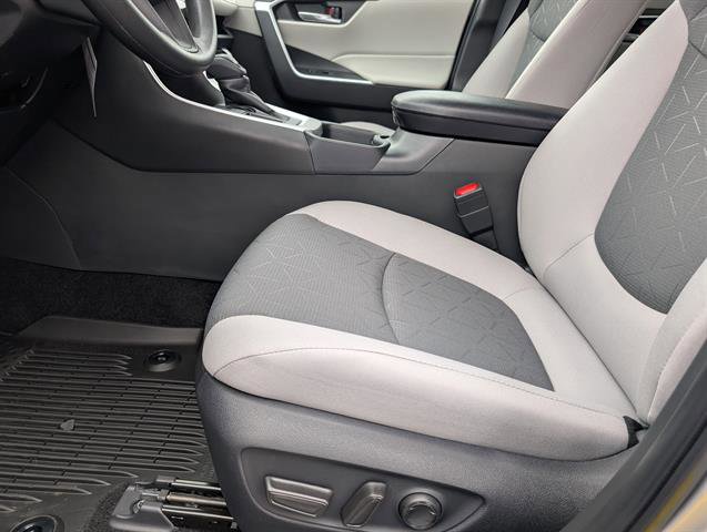 New 2025 Toyota RAV4 XLE image 9