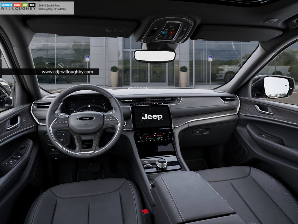 New 2025 Jeep Grand Cherokee Limited 4xe AWD/4WD image 14