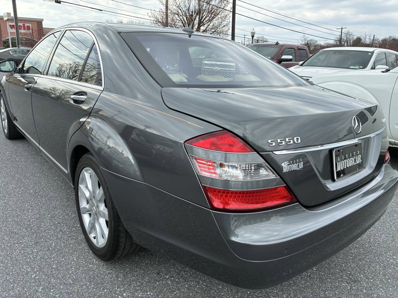 Used 2007 Mercedes-Benz S 550 4MATIC image 4
