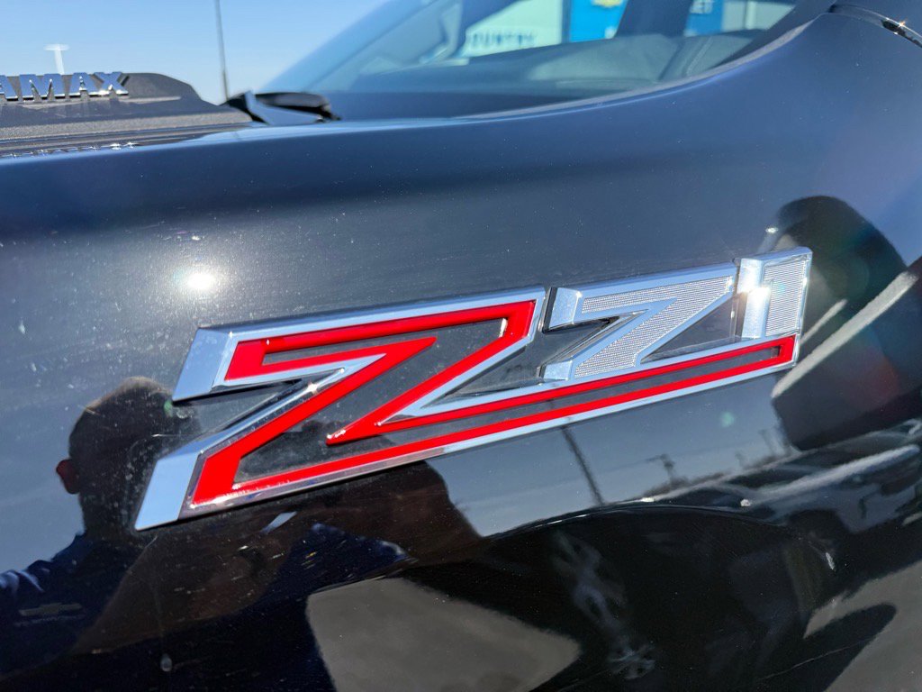 Used 2024 Chevrolet Silverado 3500 LTZ w/ LTZ Plus Package image 10