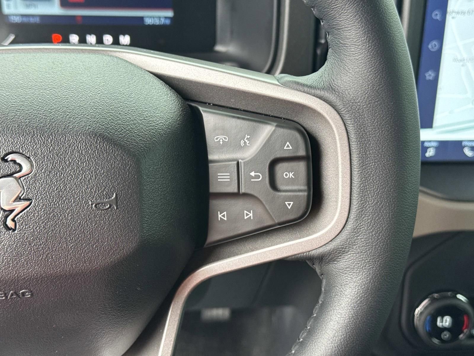 Used 2024 Ford Bronco Wildtrak AWD/4WD image 25