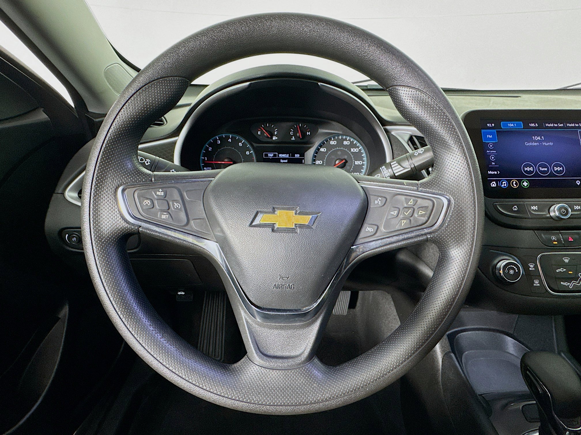 Used 2021 Chevrolet Malibu LS image 11
