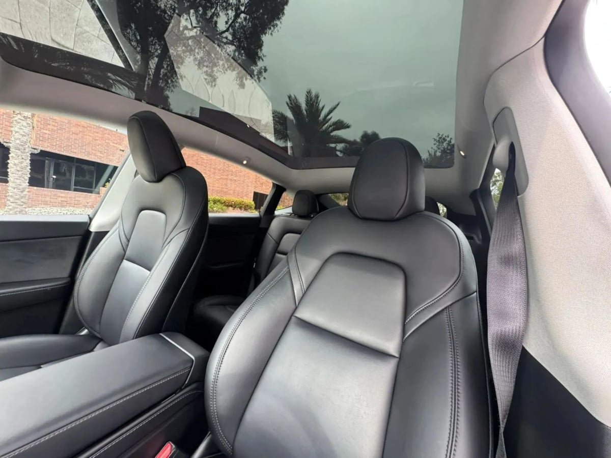 Used 2022 Tesla Model Y Long Range AWD/4WD image 8