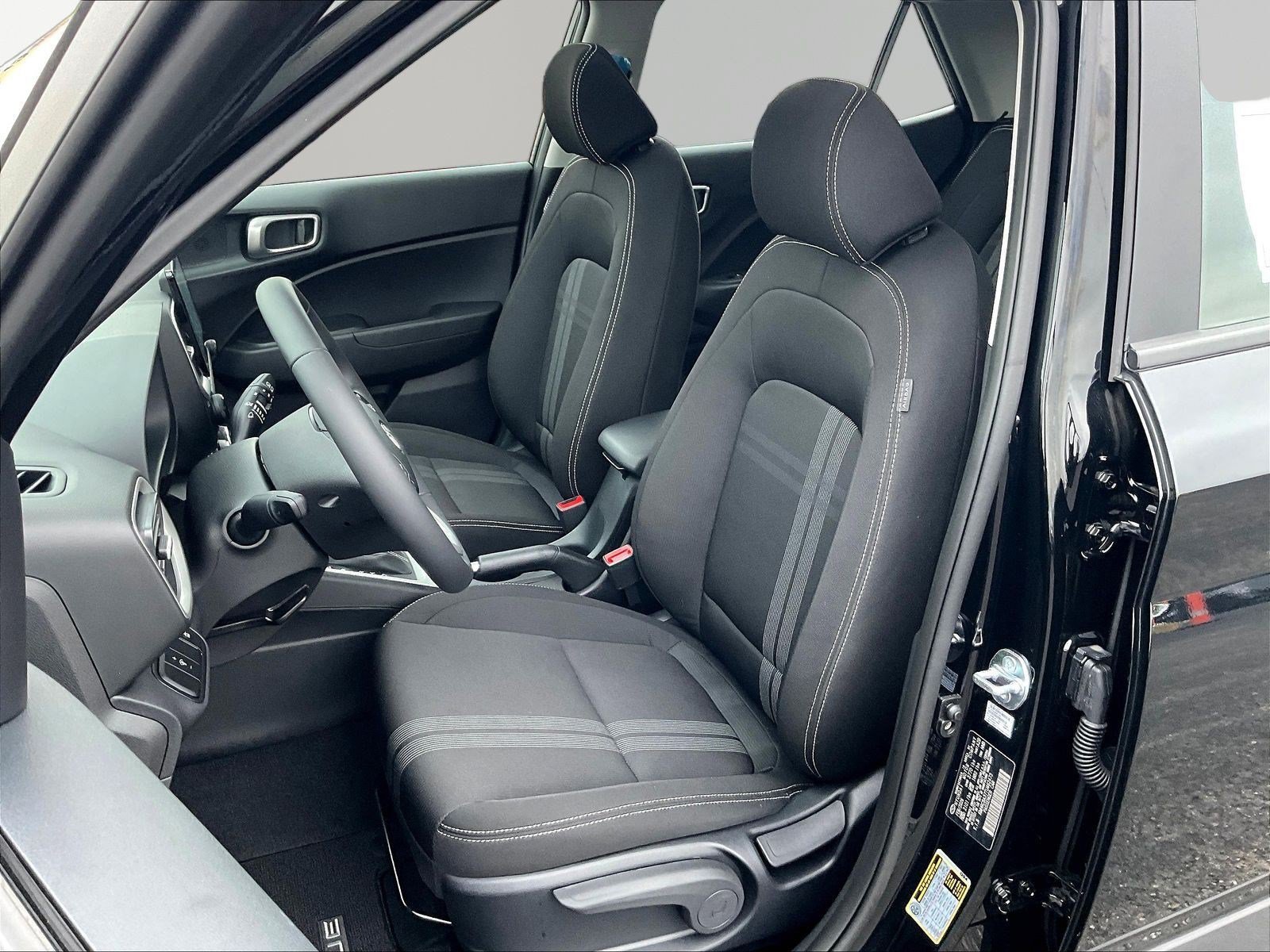 New 2026 Hyundai Venue SEL FWD image 17
