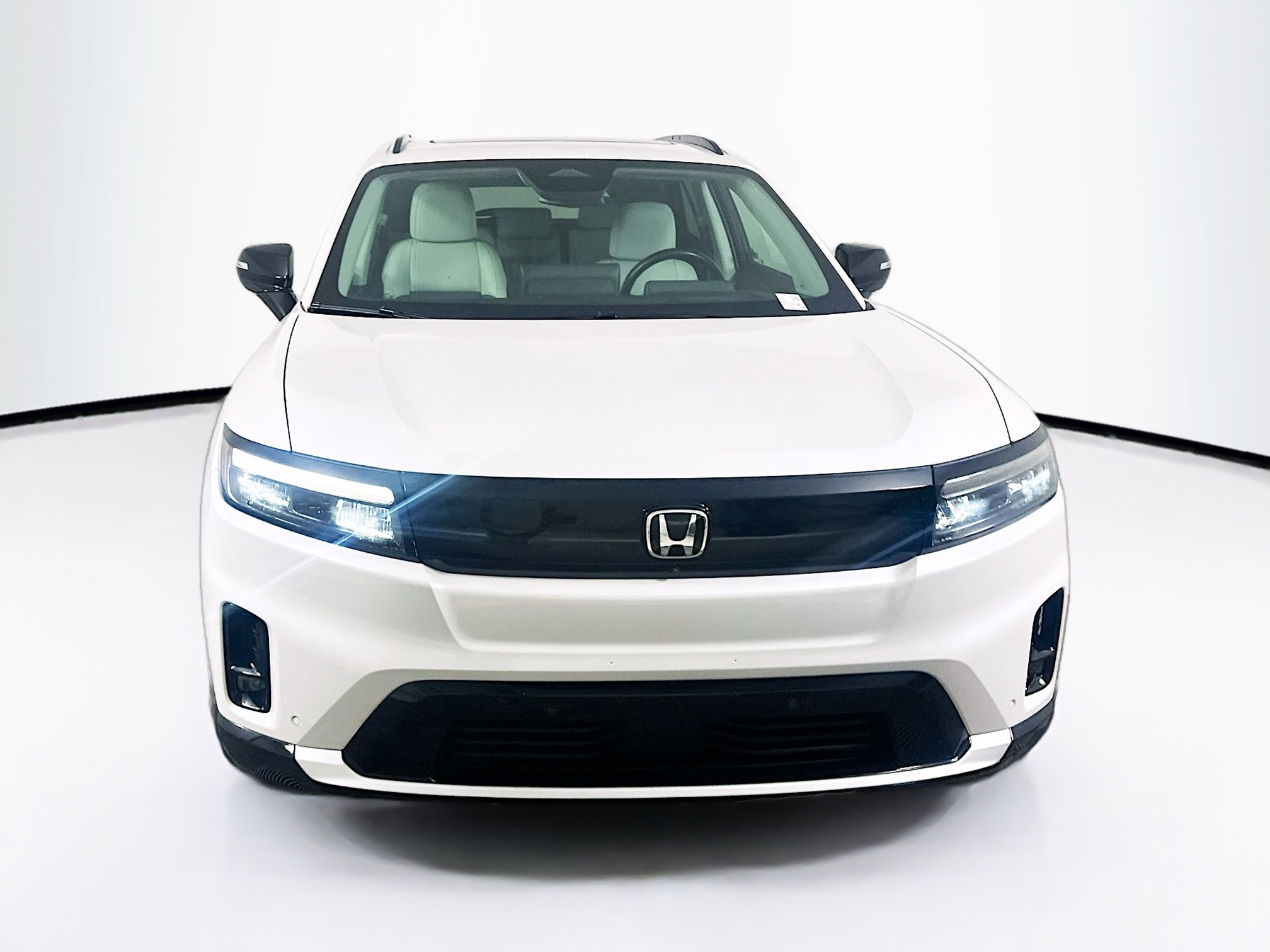 Used 2024 Honda Prologue Elite image 2