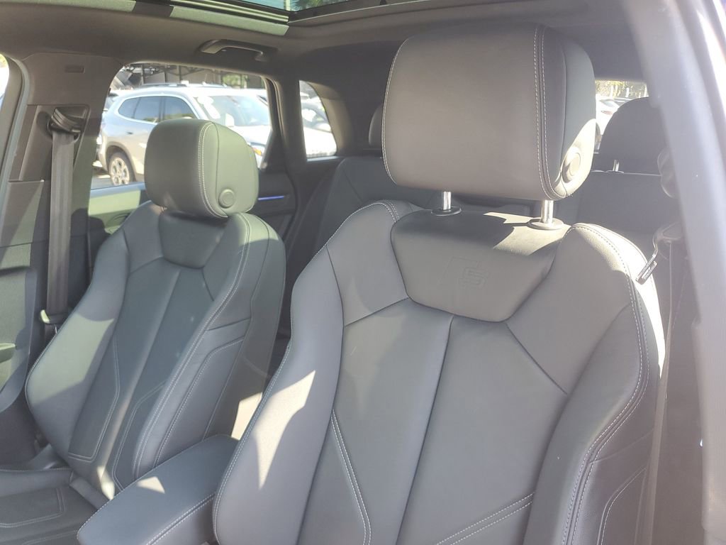 Used 2023 Audi Q3 2.0T Premium Plus w/ Premium Plus Package image 17
