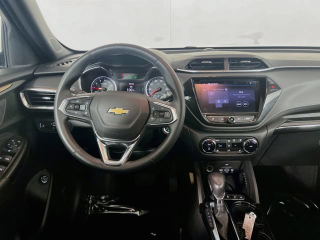 Used 2022 Chevrolet TrailBlazer ACTIV w/ Sun and Liftgate Package FWD image 18