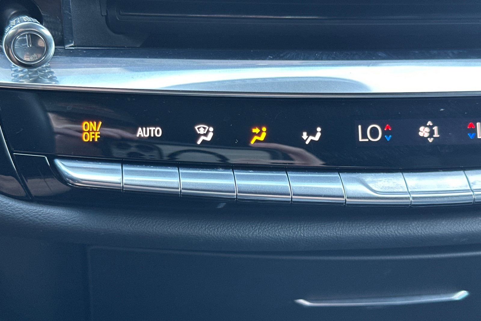 Certified 2024 Cadillac Lyriq Sport image 28