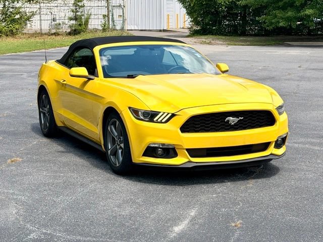 Used 2016 Ford Mustang Convertible w/ Equipment Group 051A RWD image 11