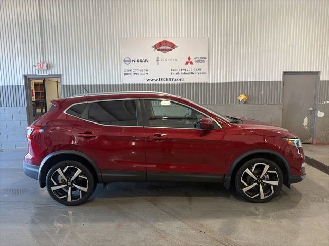 Certified 2022 Nissan Rogue Sport SL w/ Premium Package AWD/4WD image 2