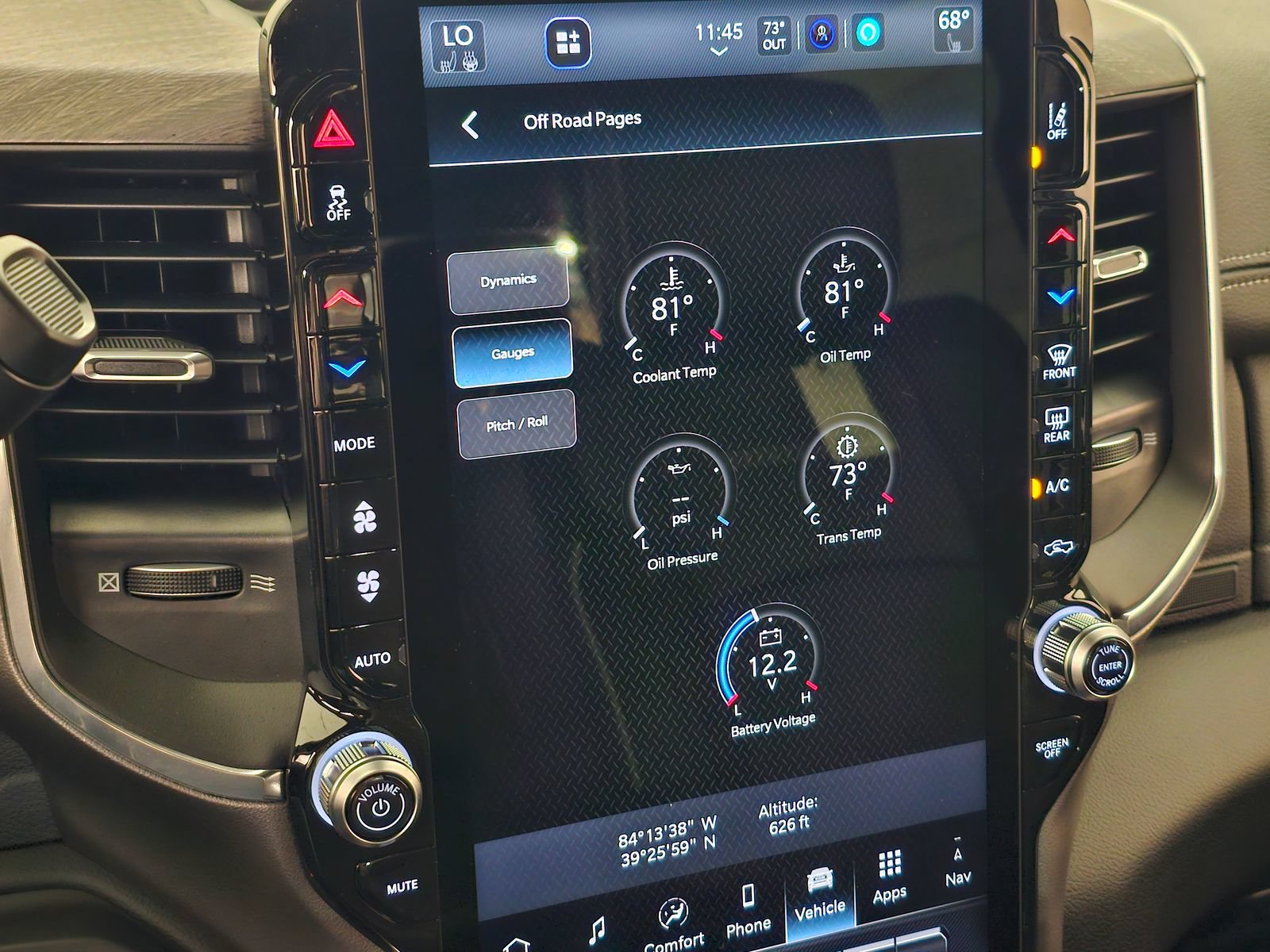 New 2026 RAM 3500 Laramie AWD/4WD image 14