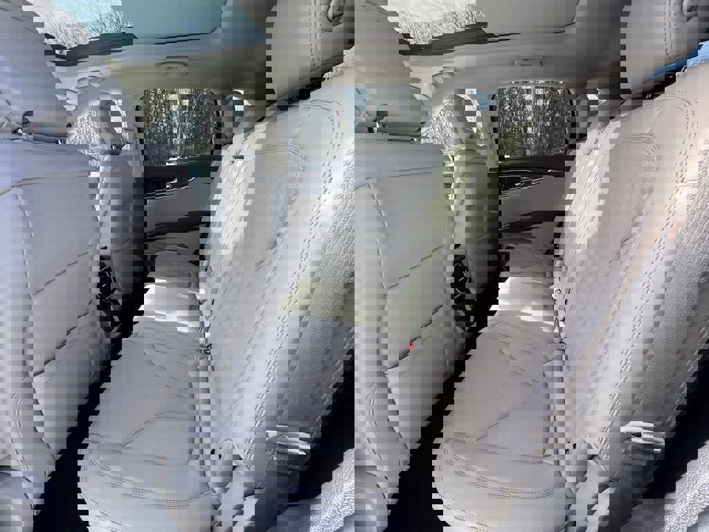 Used 2020 Lincoln Nautilus Reserve image 14