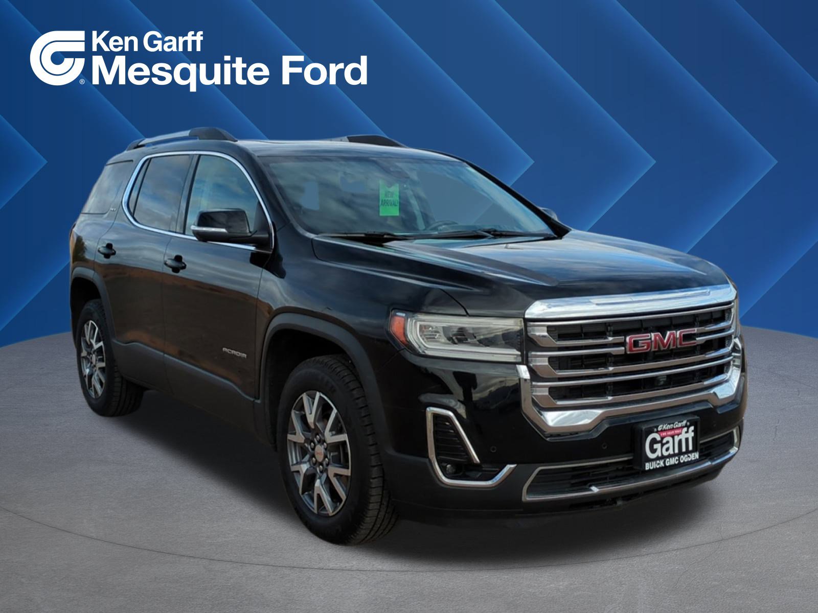 Used 2022 GMC Acadia SLT w/ Technology Package