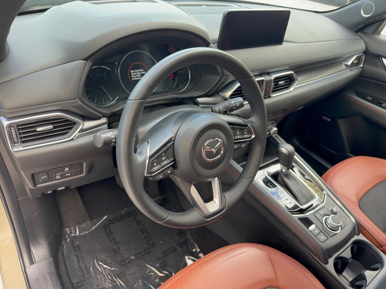 Used 2025 MAZDA CX-5 Carbon Edition AWD/4WD image 4