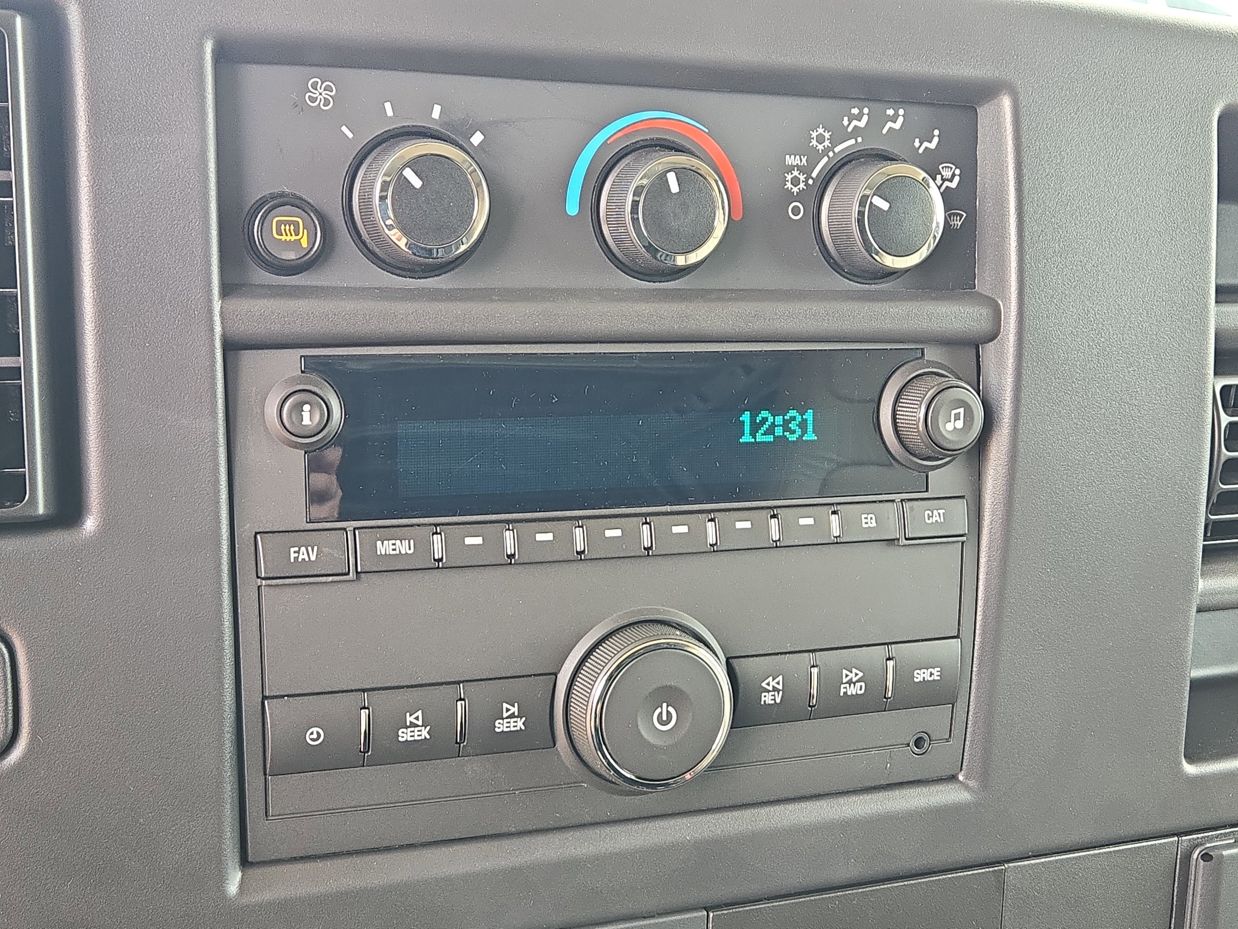 New 2025 Chevrolet Express 2500 w/ Driver Convenience Package image 27