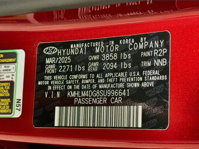 Certified 2025 Hyundai Elantra Sport FWD image 31
