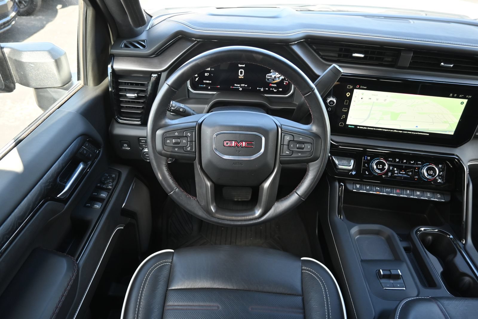 Certified 2026 GMC Sierra 2500 AT4X w/ AT4X AEV Edition AWD/4WD image 9