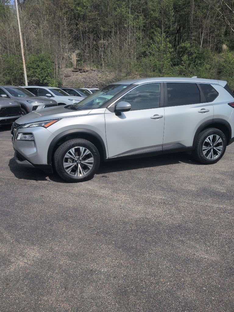 Used 2023 Nissan Rogue SV AWD/4WD image 19