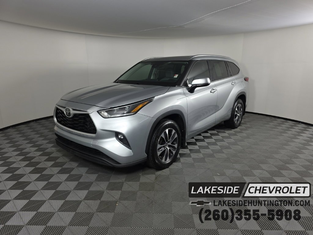Used 2021 Toyota Highlander XLE