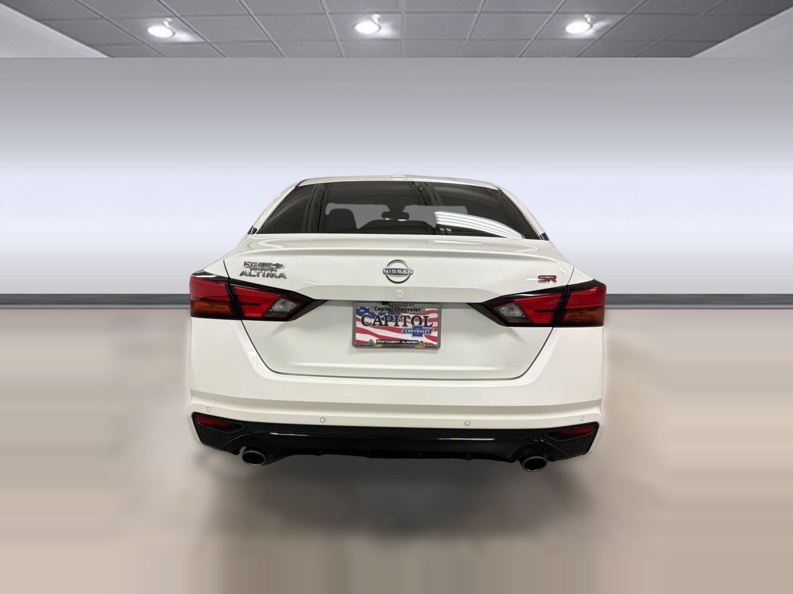 Used 2024 Nissan Altima 2.5 SR FWD image 9