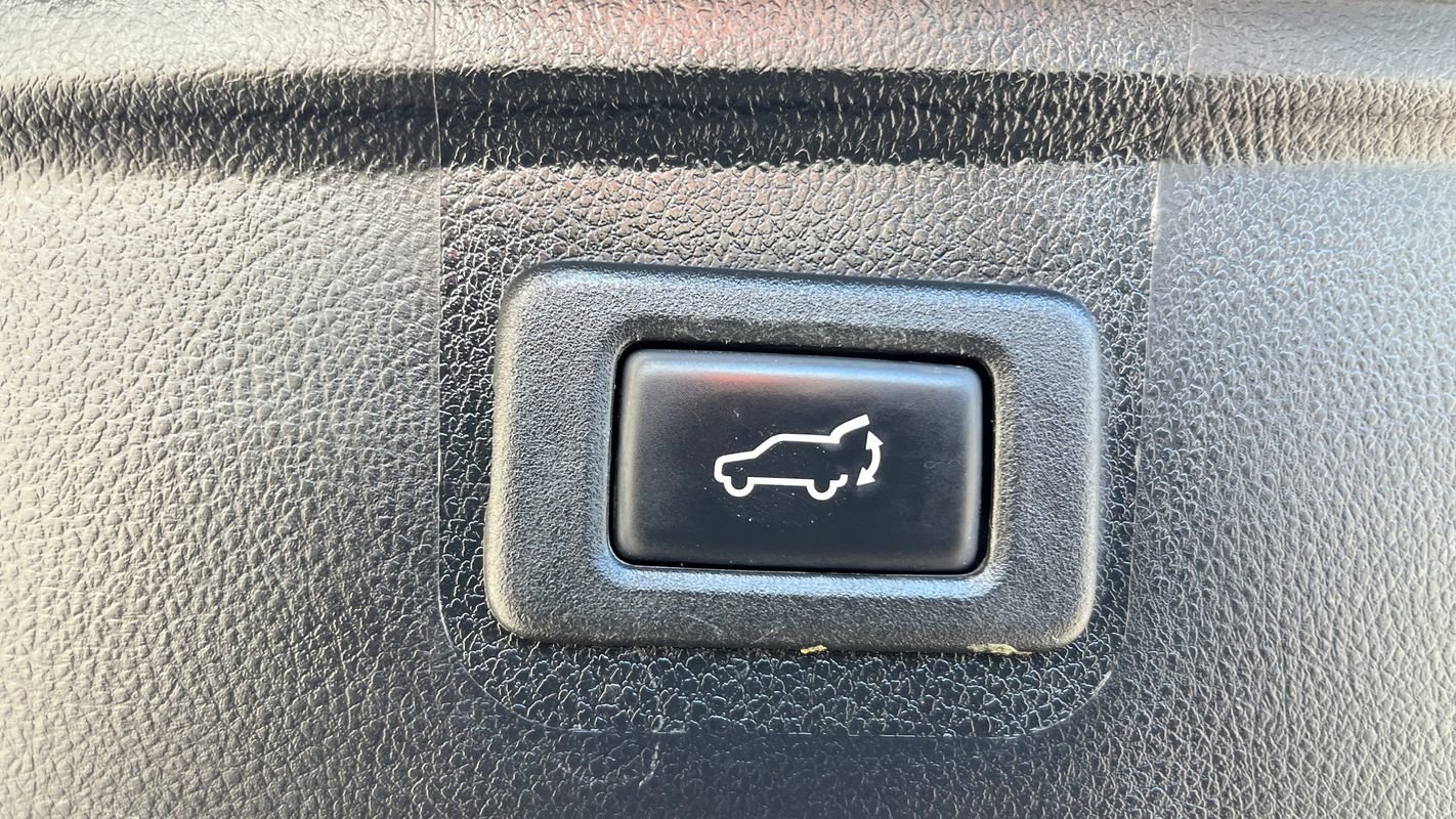 Used 2017 Subaru Outback 2.5i Limited image 26