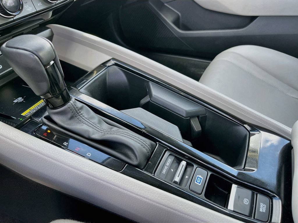 Used 2025 Honda Accord EX-L image 15