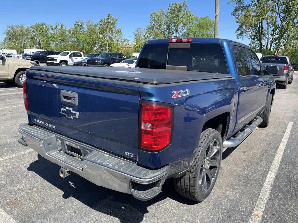 Used 2015 Chevrolet Silverado 1500 LTZ Z71 w/ LTZ Plus Package AWD/4WD image 9