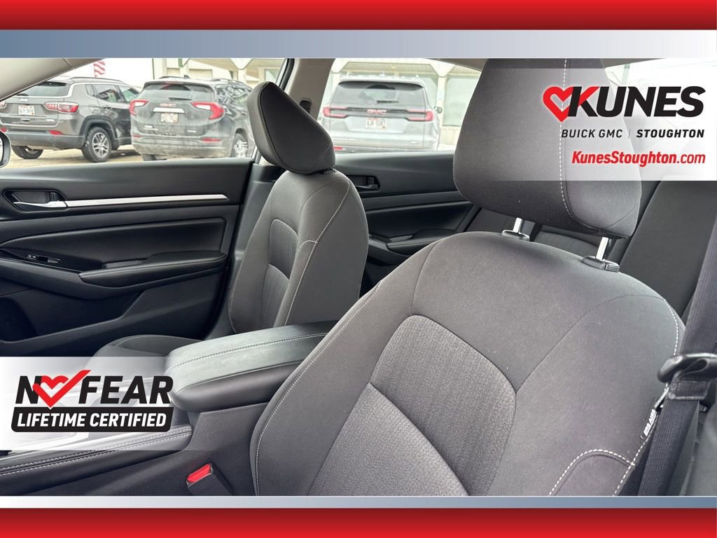 Used 2023 Nissan Altima 2.5 SV image 23